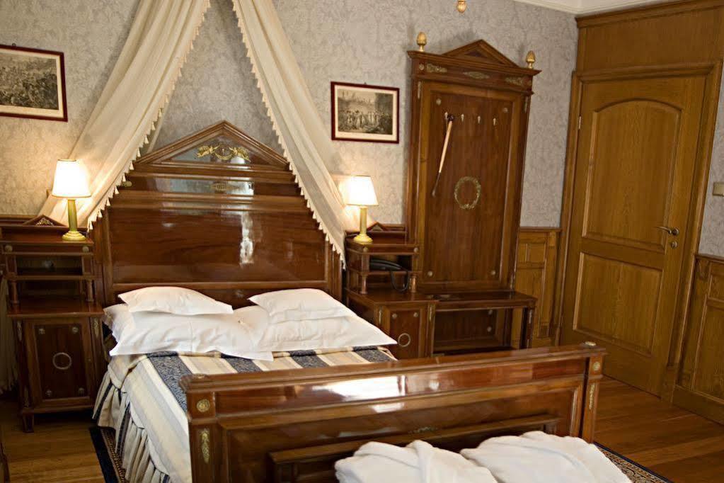 Palac Czarny Las Wozniki Luaran gambar